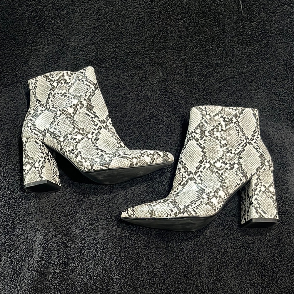 “Therapy” snakeskin boots